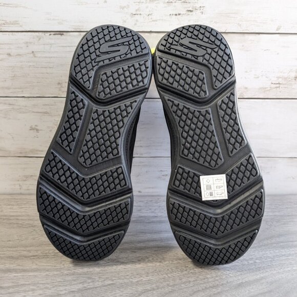 Skechers Go Run Performance Size 7 Wide Air Cooled Goga Mat Lightweight Black - Picture 4 of 9